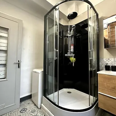 Lumineux Et Spacieux