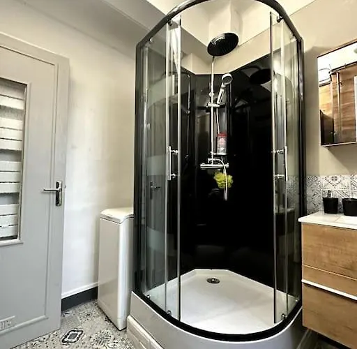 Lumineux Et Spacieux